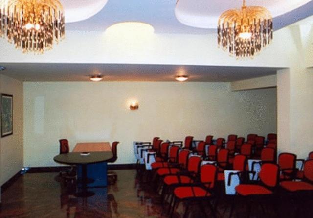 Hotel Ristorante Cordial Comiso Extérieur photo