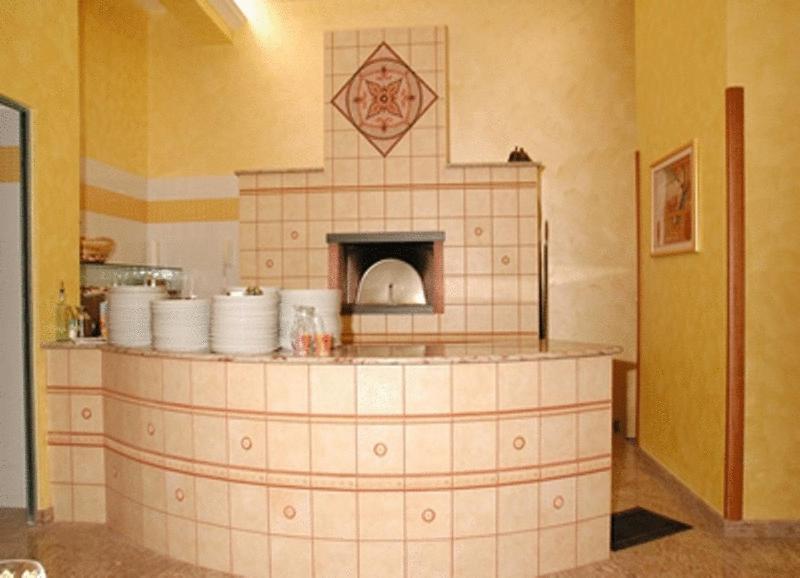 Hotel Ristorante Cordial Comiso Extérieur photo